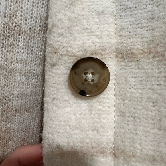 Aritzia Wilfred Free Ganna Shirt jacket - Picture 3 of 8